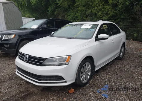 2015 Volkswagen Jetta 1.8T Se z USA, uszkodzony, nr VIN 3VWD17AJ2FM309891